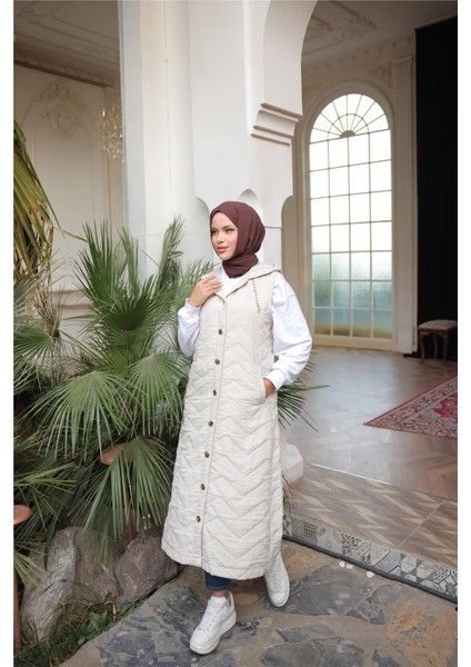 Kapşonlu Çıtçıtlı Kolsuz Cepli Kapitone Uzun Yelek - (38-46) - 71310 - Bej fiyatları