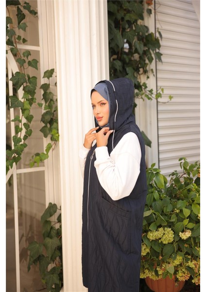 Kapşonlu Fermuarlı Cepli Kolsuz Cepli Kapitone Yelek - (38-46) - 71307 - Lacivert fırsatları