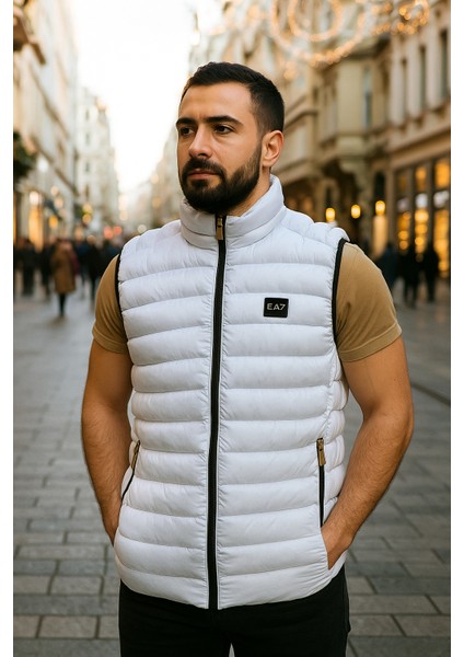 Beyaz Fermuarlı ve Cepli Polyester Standard Fit Erkek Rüzgar Geçirmez Şişme Yelek