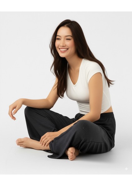 Kadın Kışlık Pantolon Ecrin Kumaş Beli Lastikli Jumbo Battal Beden Rahat Kesim Tam Kalıp fırsatları