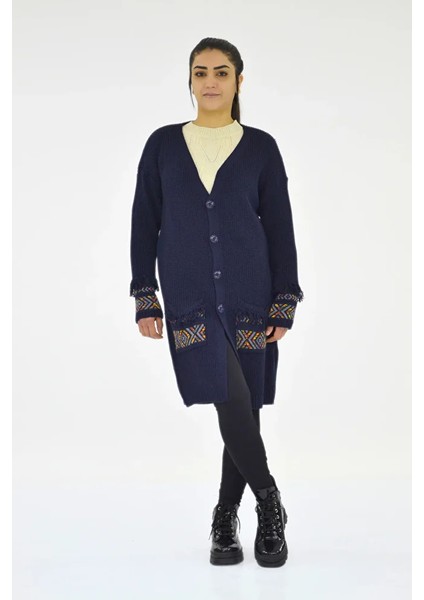 Püskül Detaylı Triko Ceket