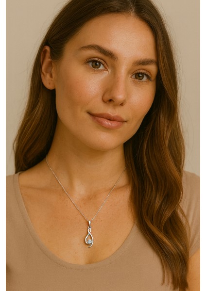 Gümüş Zirkon Taşlı Sonsuzluk Kadın Kolyesi fiyatları