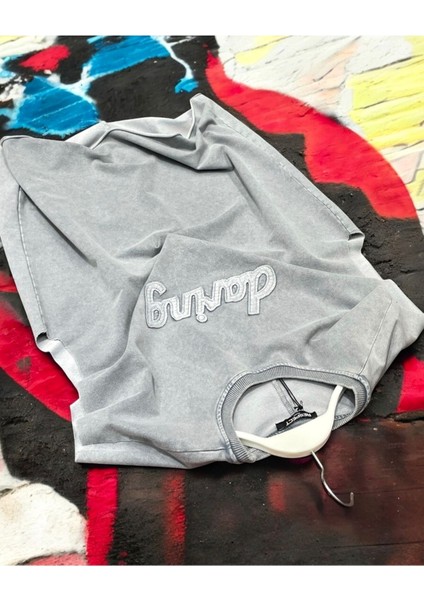 Erkek Asit Yıkamalı Nakış Detaylı Oversize Atlet fırsatları