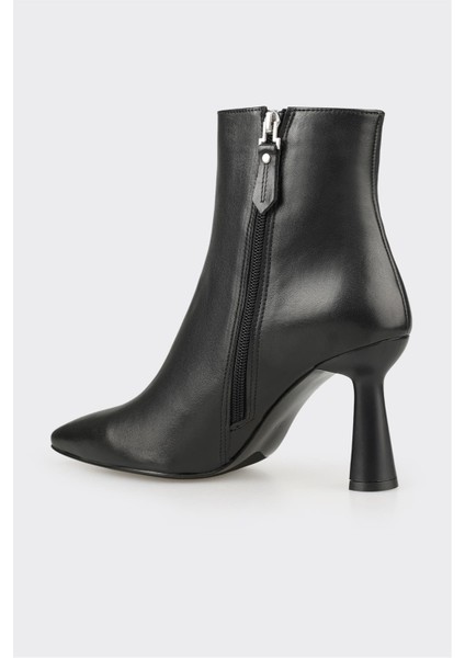 Siyah Deri Kadın Topuklu Bot modelleri