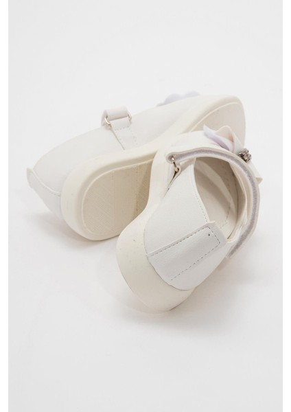 Çocuk Papyonlu Babet 26-30 Beyaz fırsatları