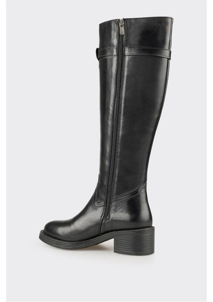 Siyah Deri Kadın Çizme modelleri