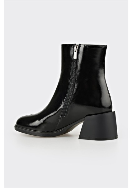 Siyah Deri Kadın Topuklu Bot modelleri
