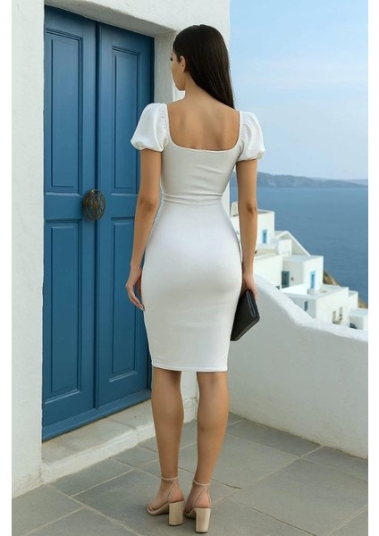 Kadın Dalgıç Krep Kumaş Bağcık ve Dekolte Detaylı Kare Yaka Mini Elbise modelleri