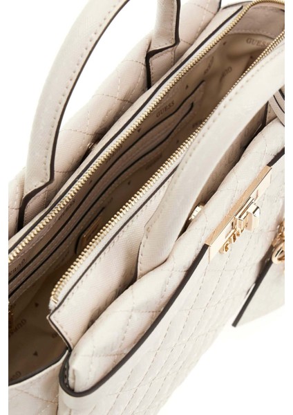 Kadın Kilit Aksesuarlı Kapitone Monogram Desenli El Çantası - Krem modelleri