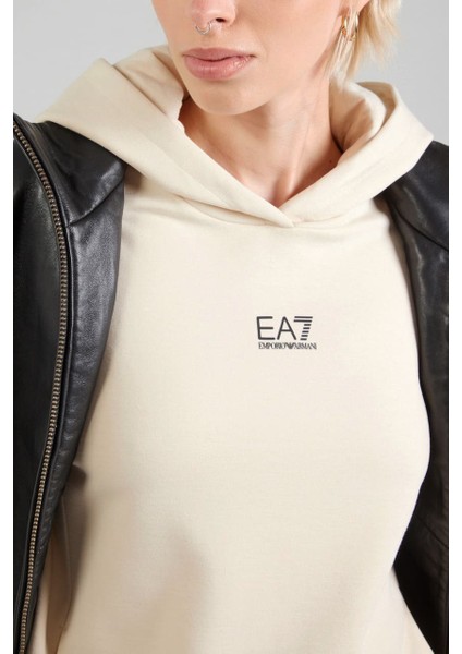 Kadın Kapüşonlu Minimal Logo Baskılı Sweatshirt - Krem fırsatları
