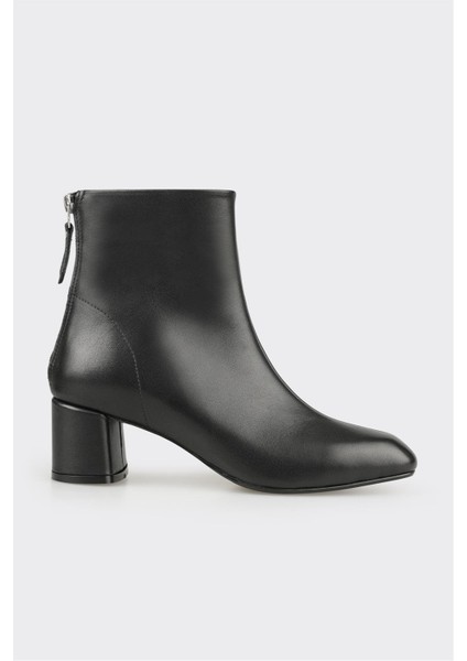 Siyah Deri Kadın Klasik Bot