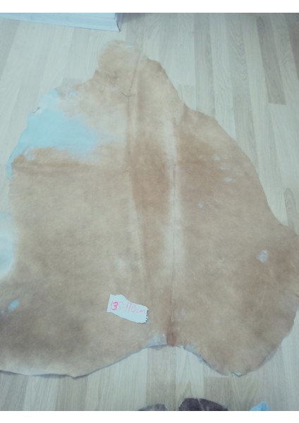 Doğal Işlenmemiş Hakiki Derisi Dana Postu Halı Yolluk fiyatları