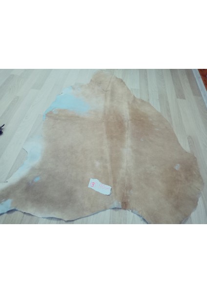 Doğal Işlenmemiş Hakiki Derisi Dana Postu Halı Yolluk modelleri