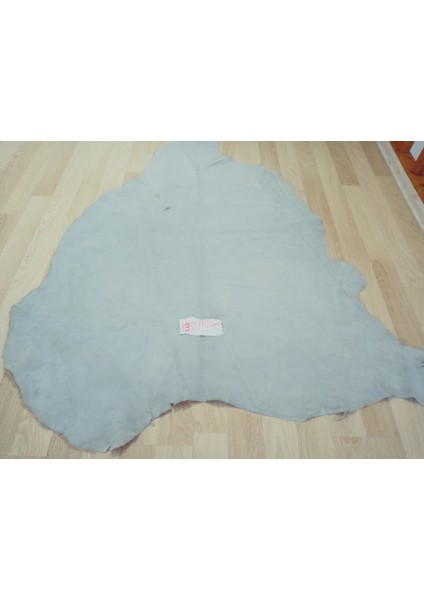 Doğal Işlenmemiş Hakiki Derisi Dana Postu Halı Yolluk