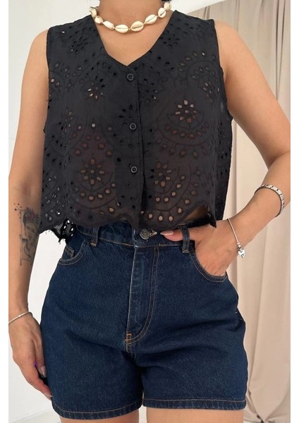 Siyah Sıfır Kol Brode Bluz modelleri