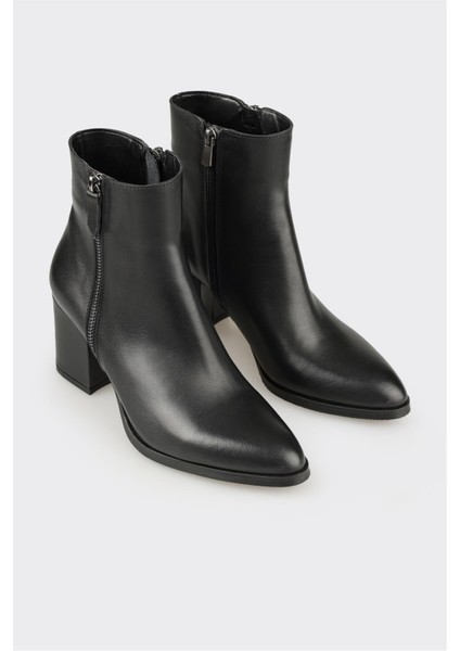 Siyah Deri Kadın Klasik Bot fiyatları