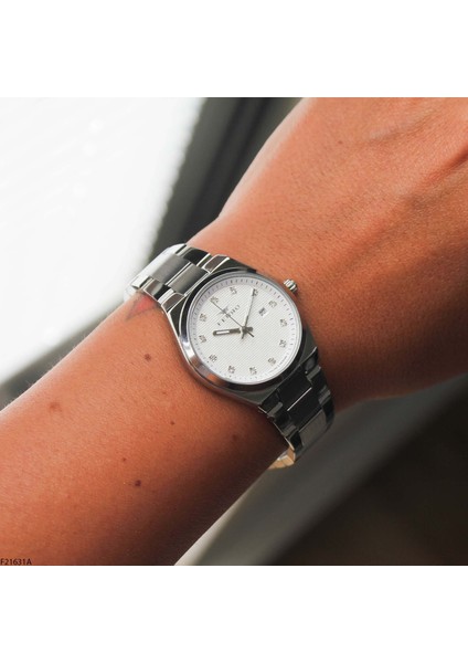 F21631A Çelik Kordonlu Kadın Kol Saati