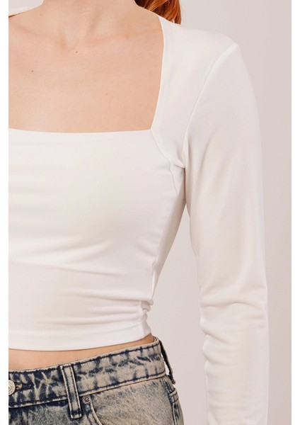 Kare Yaka Basic Beyaz Bluz modelleri