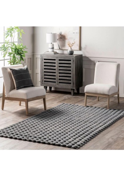 Dekoratif Antrasit Peluş Halı – Kaymaz, Kolay Temizlenen, Yumuşak Dokulu