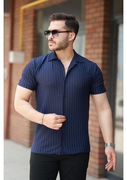 Erkek Kısa Kollu Çizgili Gömlek