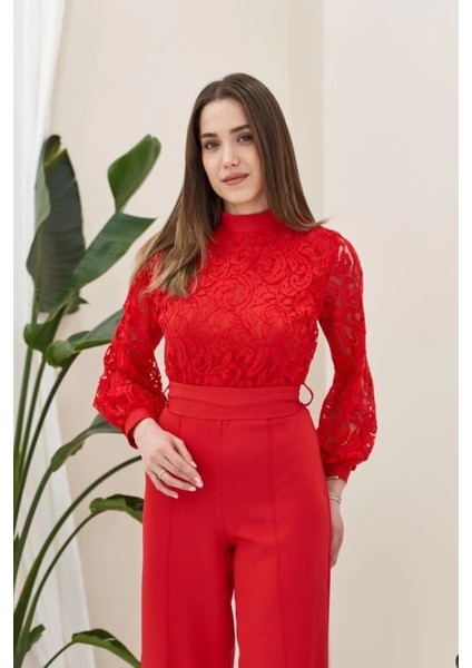 Kırmızı Üstü Dantel Tulum modelleri