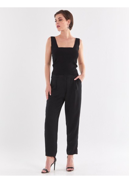 Püskül Detaylı Takım-Siyah indirimleri