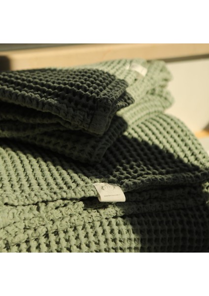 Premium Waffle %100 Pamuk 4’lü Haki Yeşili Renk Banyo Havlu Seti