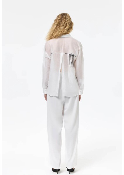 Nakış Detaylı Ekru Kadın Gömlek GML00011