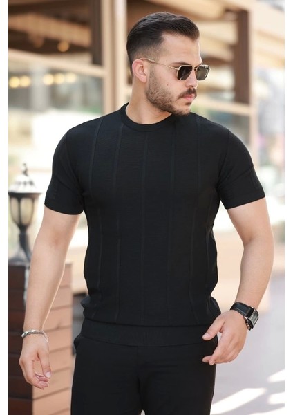 Erkek Desenli Çizgi Kabartmalı Kısa Kollu Tişört