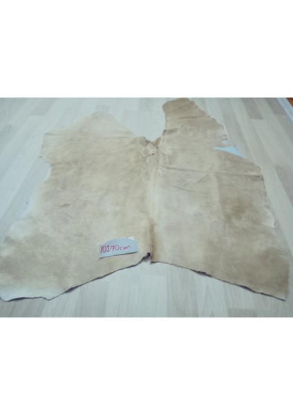 Doğal Işlenmemiş Hakiki Derisi Dana Postu Halı Yolluk modelleri