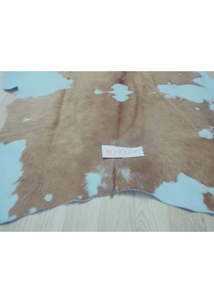 Doğal Işlenmemiş Hakiki Derisi Dana Postu Halı Yolluk