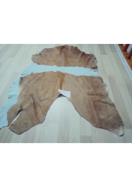 Doğal Işlenmemiş Hakiki Derisi Dana Postu Halı Yolluk