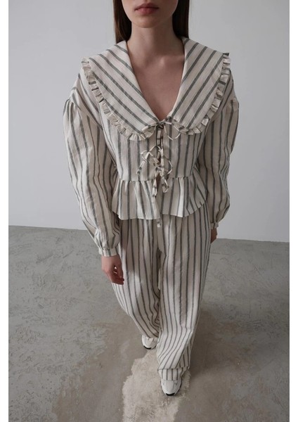 Bebe Yakalı Önü Bağlamalı Takım - Natür fırsatları