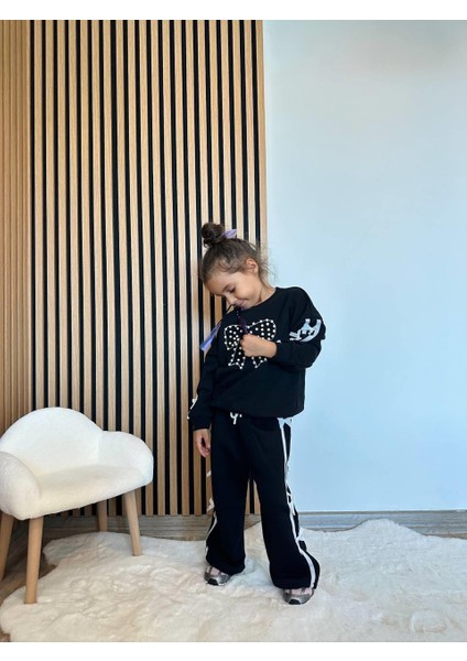 Kız Çocuk Pamuklu Siyah Fiyonklu Incili Şerit Detaylı Eşofman Takım fırsatları