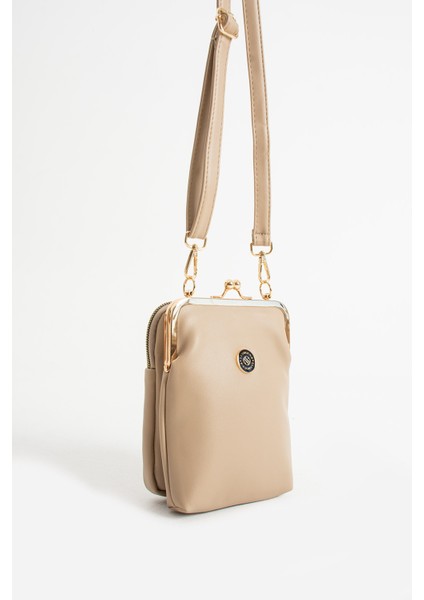 Kadın Burslu Gold Aksesuarlı Ayarlanabilir Çapraz Askılı Suni Deri Omuz ve Çapraz Çanta modelleri