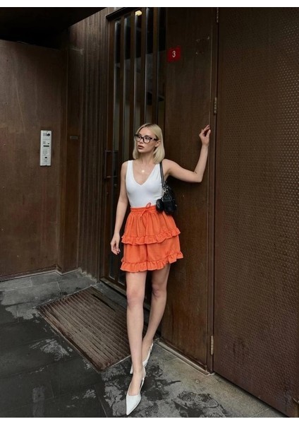 Bel Lastikli Kat Fırfır Detaylı Kısa Etek - Turuncu