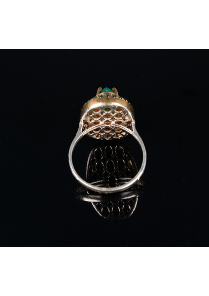 Zümrüt Taşlı 925 Ayar Gümüş Kadın Yüzük Parmağa Göre Ayarlanır Tek Ebat Mevcut 6.18 gr fırsatları