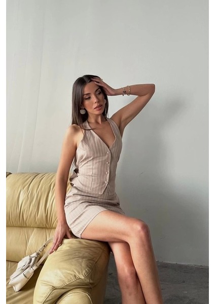 Bej Çizgili Yelek ve Etek Takım modelleri