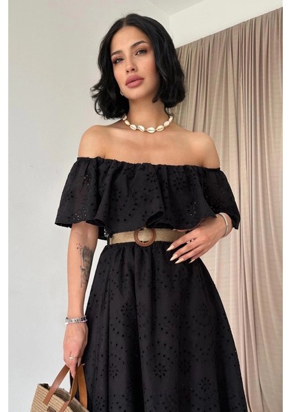 Siyah Omzu Lastikli Brode Elbise fiyatları