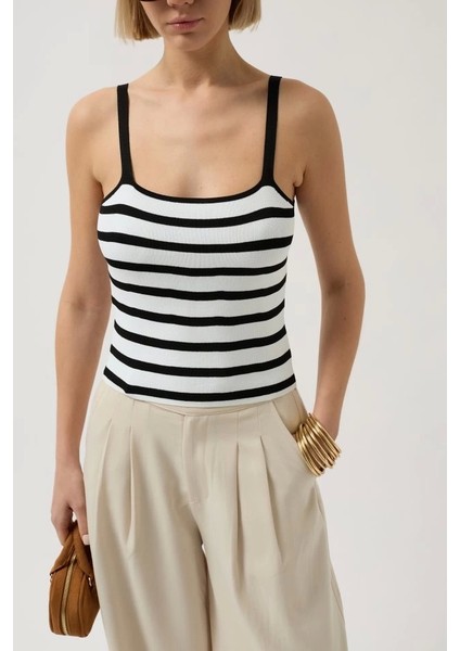 Çizgili Askılı Bluz fırsatları