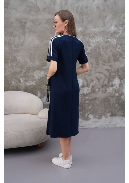 Kadın Kristal Kumaş Şerit ve Yırtmaç Detaylı V Yaka Midi Boy Elbise modelleri