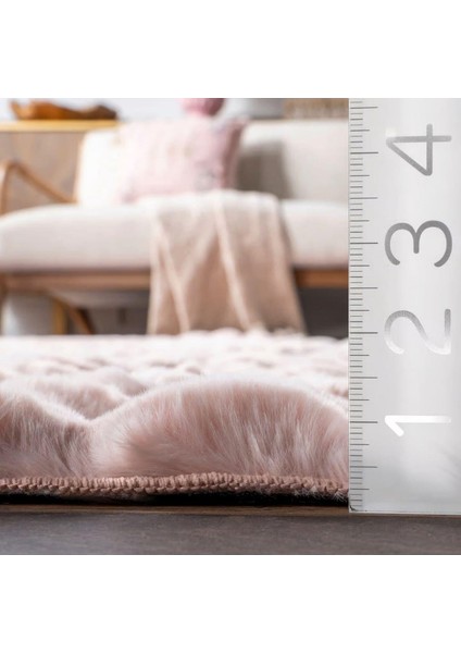Dekoratif Pudra Peluş Halı – Kaymaz, Kolay Temizlenen, Yumuşak Dokulu fiyatları