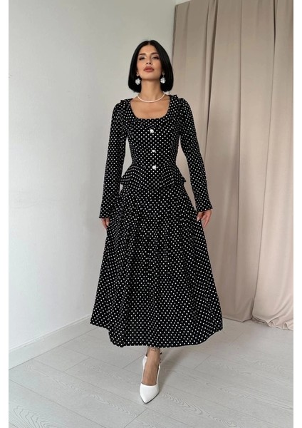 Siyah Puantiye Desenli Volanlı Elbise