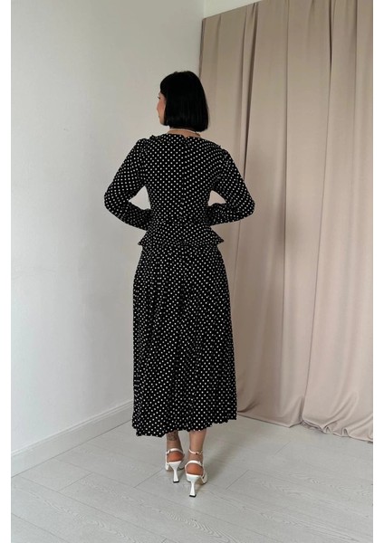 Siyah Puantiye Desenli Volanlı Elbise fırsatları