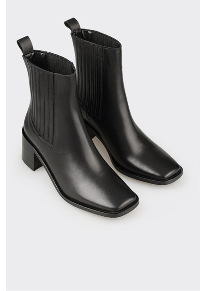 Siyah Deri Kadın Klasik Bot fiyatları