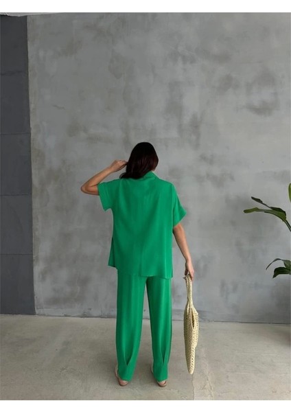 Omuz Midye Sıralı Bluz - Paça Pensli Pantolon Takım - Yeşil fırsatları