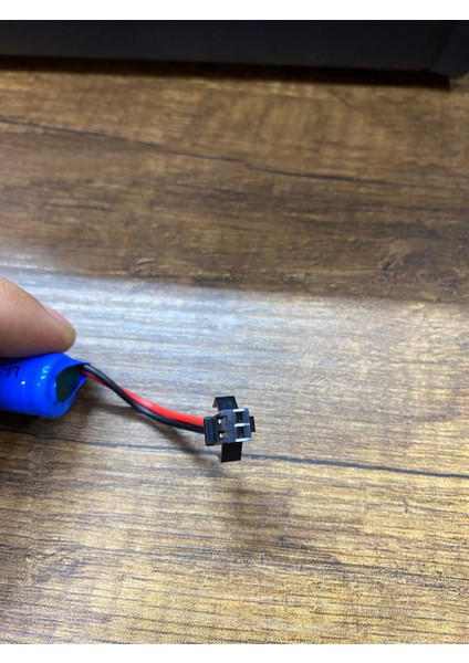 3.7V 14500 Li-Ion Siyah Soketli Oyuncak Araba Pili Şarjlı Uzaktan Kumandalı Oyuncak Araba Lion Pili indirimleri