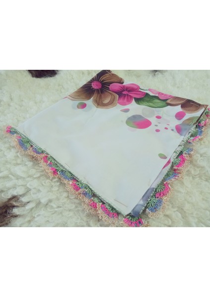 ve Reyhan %100 Pamuk Yazma Üzerine Tamamı El Işi Dört Tarafı Oyalı Yazma, Eşarp, Mevlit Örtüsü 100 x 100CM modelleri
