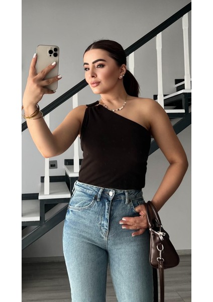 Acı Kahve Tek Omuz Aksesuar Detaylı Bluz modelleri
