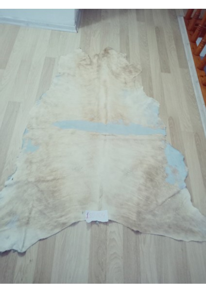 Doğal Işlenmemiş Hakiki Derisi Dana Postu Halı Yolluk fiyatları